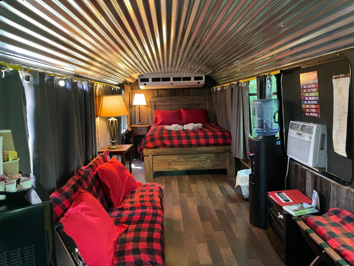 Canal Cabins Paw Paw Exterior photo