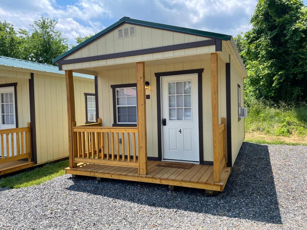 Canal Cabins Paw Paw Exterior photo